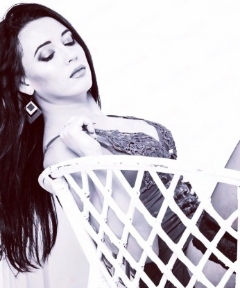 Проститутка Зина